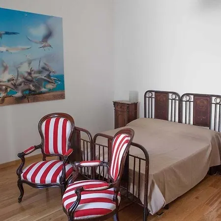 Casa Q Bed & Breakfast 3*